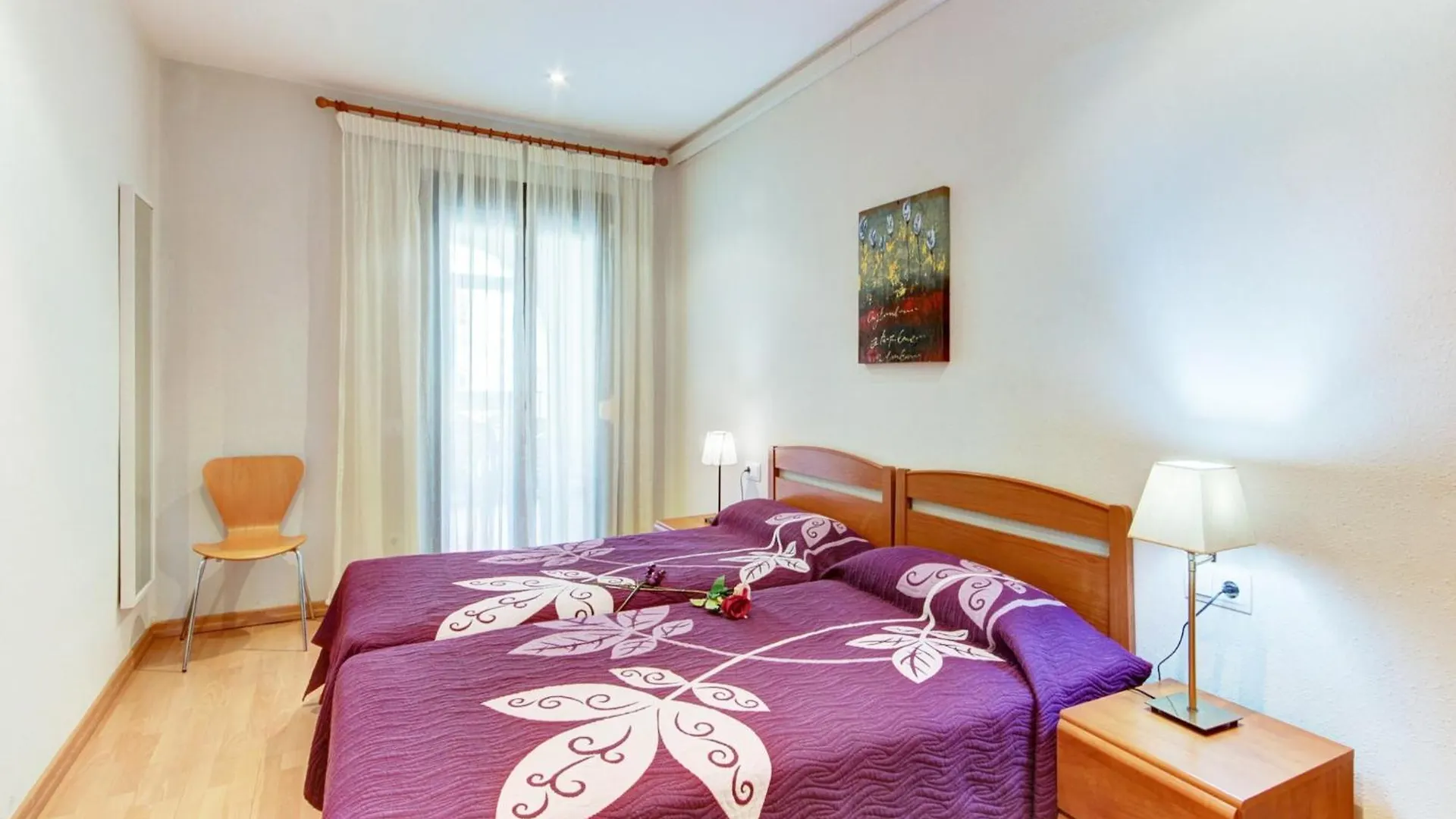 Apartment In Central Location Roses